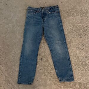 Levi’s wedgie Classic Blue Women's Jeans size 27